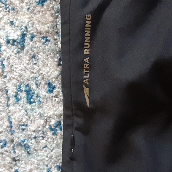 Altra Running capris - Picture 3 of 3